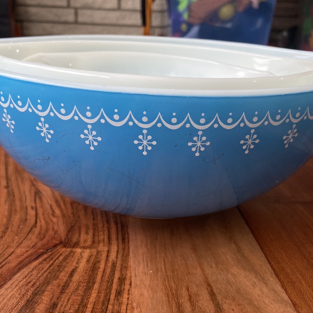 Vintage Pyrex set - Picture 2 of 9